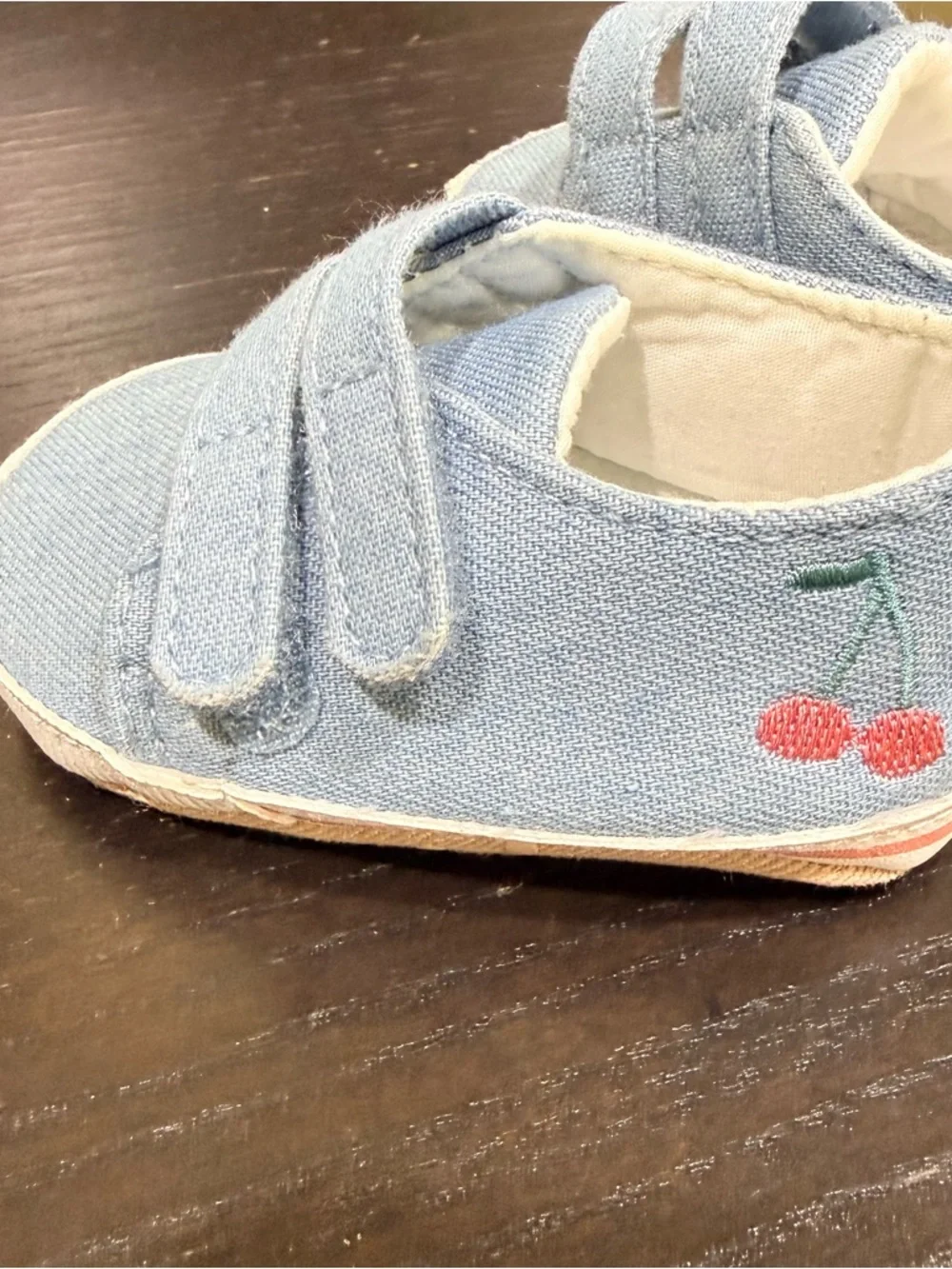 Carter’s Baby Girl Denim Shoes 0-3M Blue Velcro Soft Sole EUC Cute